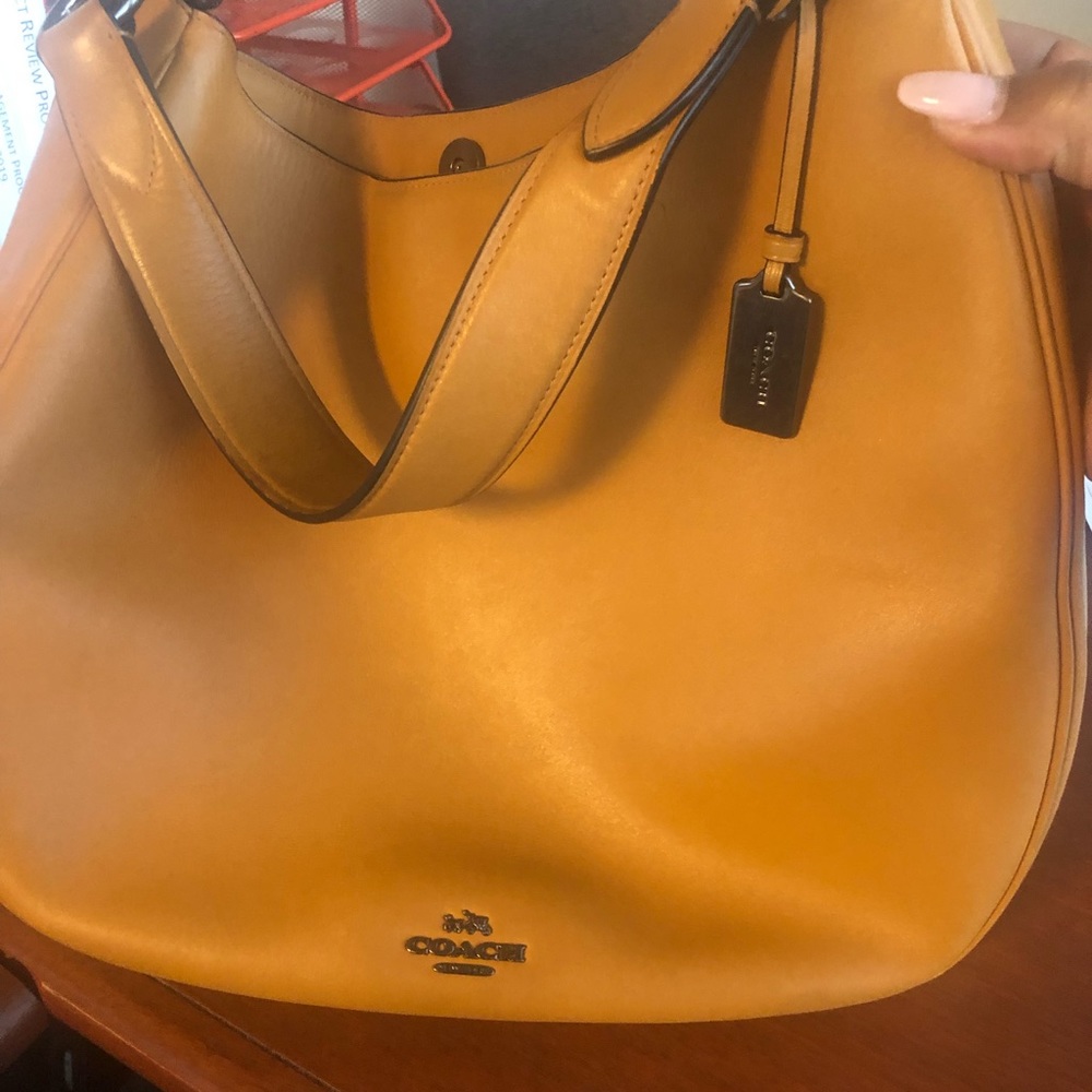 Beautiful Authentic Coach Shoulder Bag